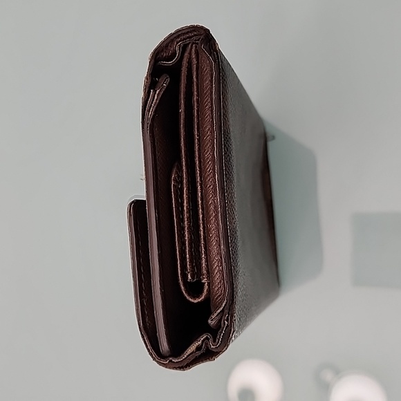 Louis Vuitton Damier Ebene Wallet - Picture 3 of 11